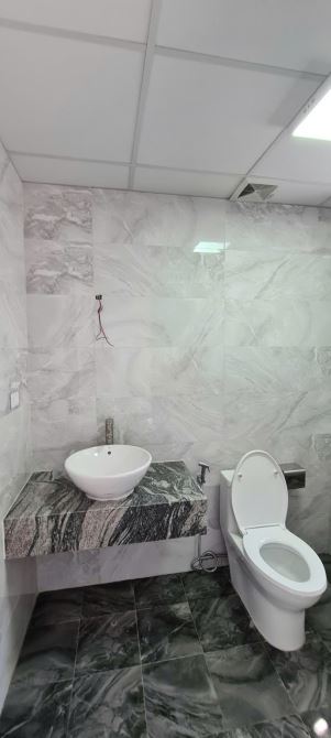 Cho thuê Liền kề, 20tr/th cố định 2-3 năm (có thương lượng), cách LinhĐàm 3km, đường rộng - 14