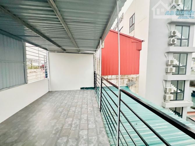 Nhà Tôn Đức Thắng, 45m2, 7 tầng thang máy, gần phố, mt 7m, kinh doanh, vị trí cực đẹp, ở n - 15