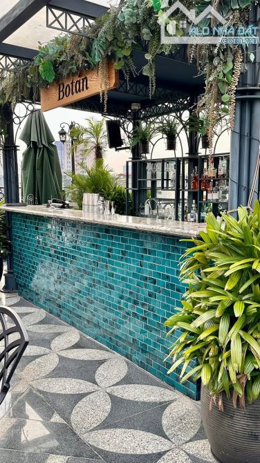 Bán khách sạn 4 sao mặt phố Hàng Bông, Hoàn Kiếm 150m2 x12 tầng 34P, doanh thu 1 tỷ/ tháng - 18