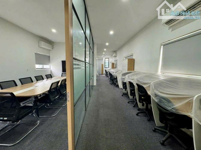 Nhỉnh 30 TỶ: BÁN TÒA NHÀ VĂN PHÒNG ĐÀ NẴNG - Gần đg ÔNG ÍCH KHIÊM: 135m² ngang 5,8m x 23m - 2