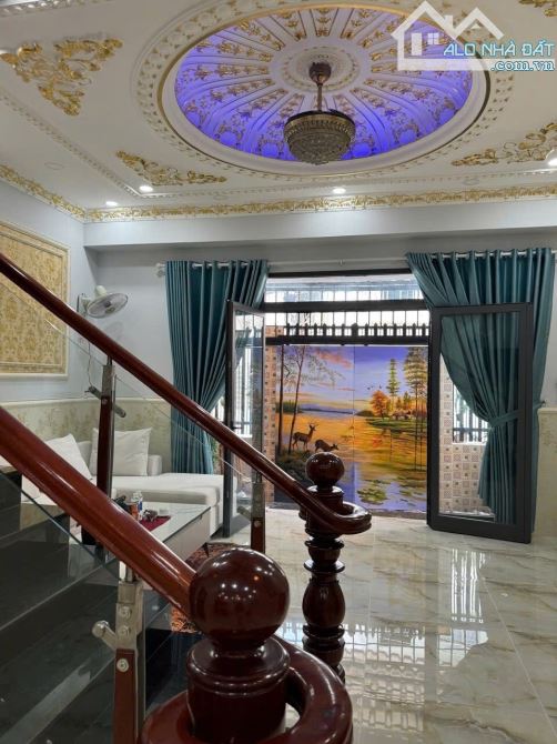Bán nhà Thị trấn Nhà bè giá rẻ 58m 4 tầng chỉ 5.3 tỷ - 2