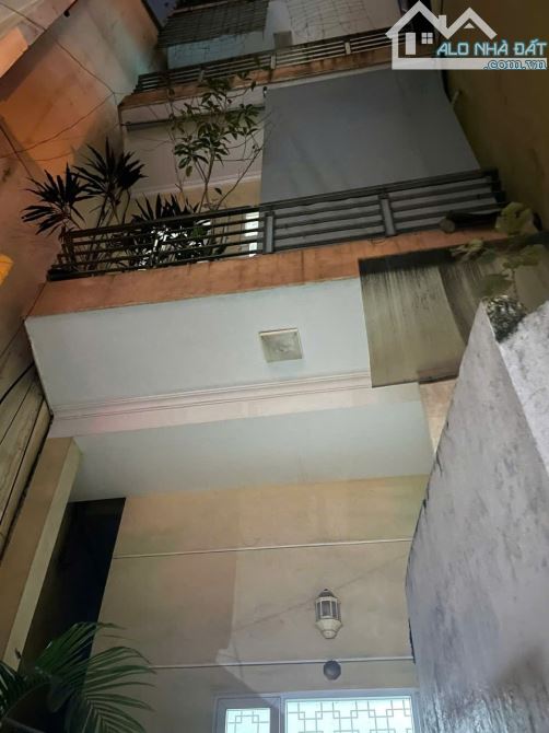 RẺ ĐẸP CHÍNH CHỦ CẦN BÁN NHÀ PHỐ HOÀNG VĂN THÁI QUẬN THANH XUÂN 64m2 x 5 TẦNG NHỈNH 15 TỶ - 2
