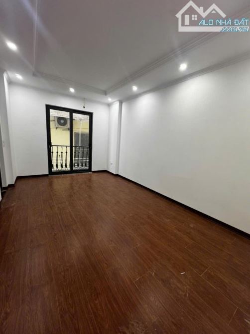HOÀNG MAI, 38M TẶNG SÂN 6M.NHÀ FULL NỘI THẤT LUNG LINH. - 2