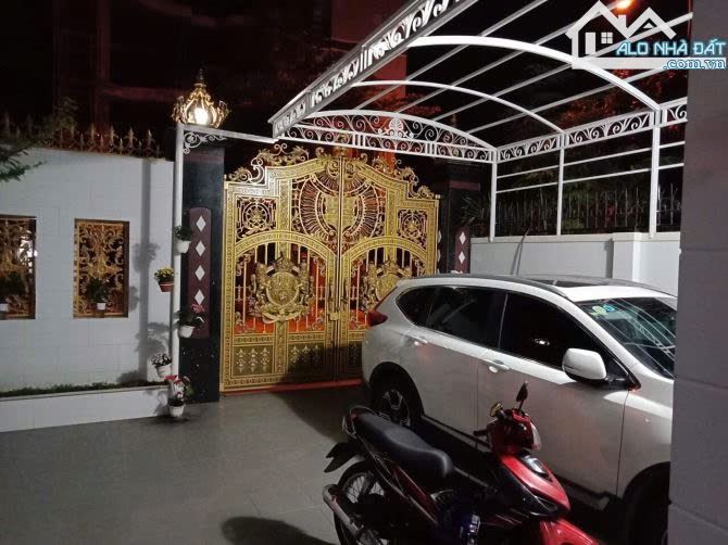 Bán Biệt Thự Khang Điền, đường Dương Đình Hội, Phước Long B. Giá 18 tỷ - 2