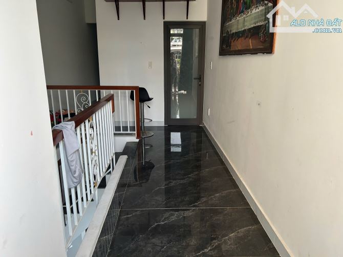 Siêu rẻ.Mặt tiền Trần cao Vân.85m2 Nhà 2 tầng chỉ 5,8 tỷ - 2