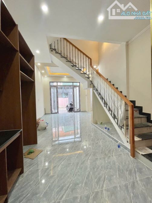 Bán nhà 2 lầu P.Tam Hoà Ngay GX Bùi Thái,  Gần Chợ Tam Hoà . - 2