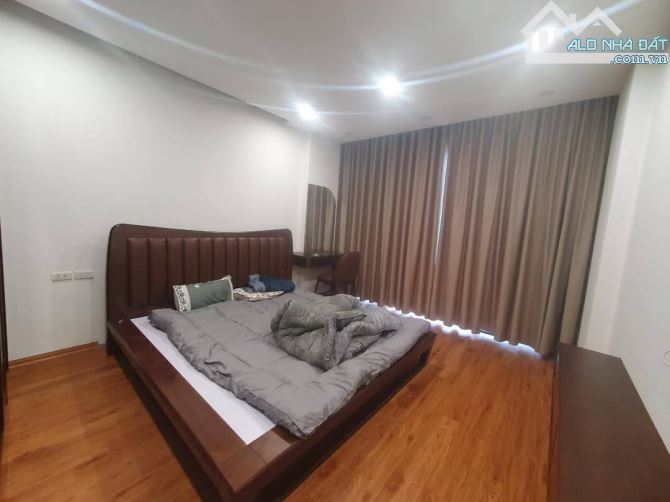 BÁN NHÀ GẤP - GIẢM SỐC 300 TRIỆU! Chỉ còn 5.9 tỷ - Nhà mới tinh đối diện Aeon Mall Long Bi - 2
