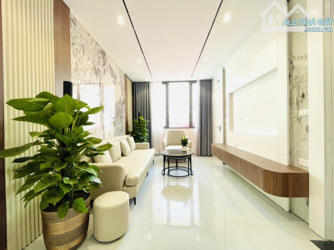 BÁN NHÀ PHỐ TÔN THẤT TÙNG, ĐỐNG ĐA 35M- 5 TẦNG- 35M-6,8 TỶ - 2
