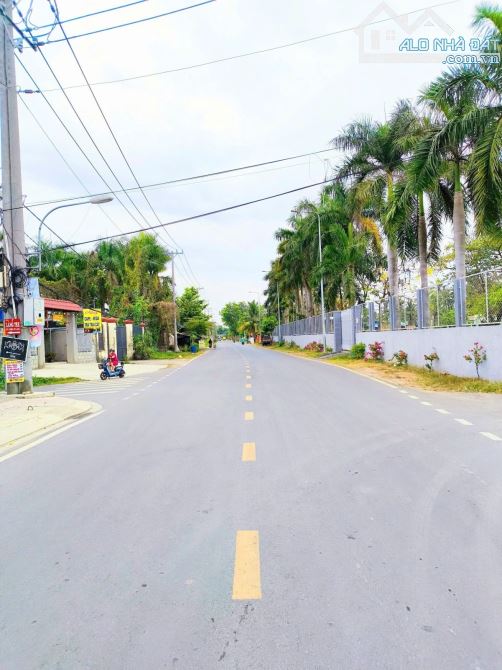 💥 NHÀ PHỐ 56M2, 2 TẦNG, Ô TÔ, HOÀN CÔNG ĐỦ, GẦN CHỢ LONG PHƯỚC. - 2