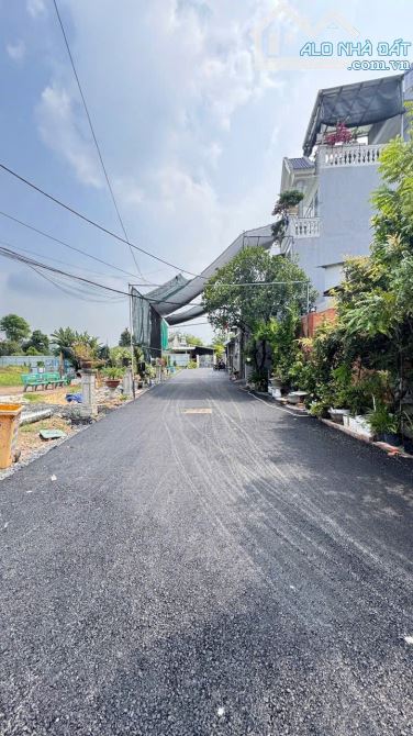 KẸT TIỀN BÁN GẤP 90M2- THỚI TAM THÔN - HÓC MÔN - GIÁ ĐẦU TƯ Ạ - 2