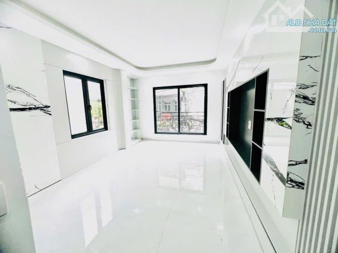 SIÊU PHẨM LÔ GÓC – Ô TÔ VÀO NHÀ – KINH DOANH ĐỈNH – ĐỊNH CÔNG THƯỢNG - 2