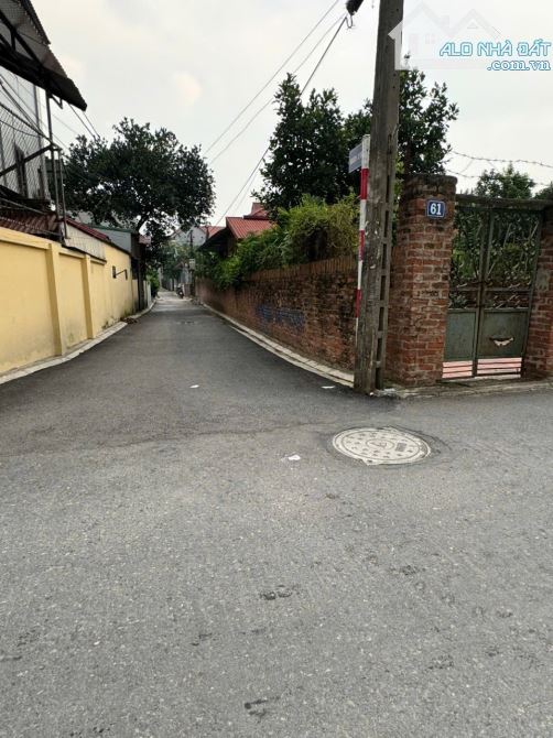 Đất đẹp Đa Tốn - Bán 40m2 đất thổ cư có nhà C4, MT 4.3m nở hậu, ô tô vào nhà, chỉ 3.5 tỷ - 2