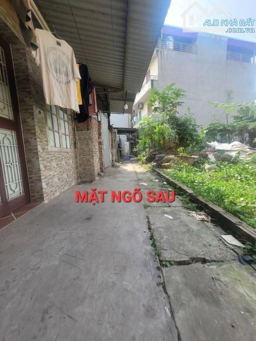 LÔ ĐẤT VÀNG YÊN VIÊN - GẦN CẦU ĐUỐNG , OTO TRÁNH ,106M MT 5M , XE TẢI ĐỖ CỬA - 2