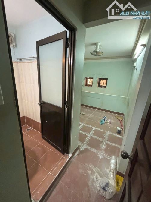 Nhà hẻm Ngô Quyền, Trệt 3 Lầu, 3PN 3WC, 3x10m, 11 Triệu - 2