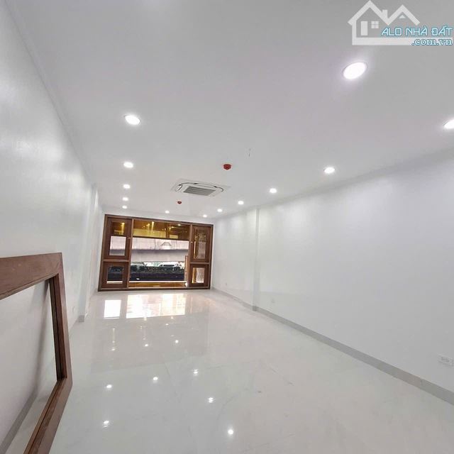Bán nhà mặt phố Nguyễn Xiển, Thanh Xuân, kinh doanh đỉnh cao. - 2