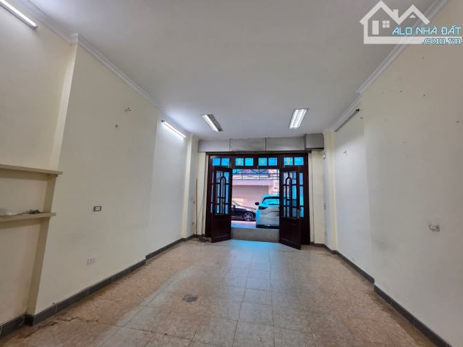 Bán nhà phố Trung Kính, 105m2, Ô Tô, Sổ đẹp, Giá 36.8 tỷ - 2