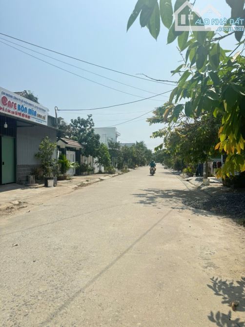Cần bán lô đất tái định cư xã Vĩnh Hiệp và Vĩnh Trung, TP Nha Trang. 120m2. Giá 28tr/m2 - 2