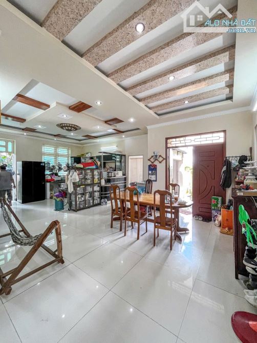 Bán biệt thự sân vườn Cồn Khương - 2