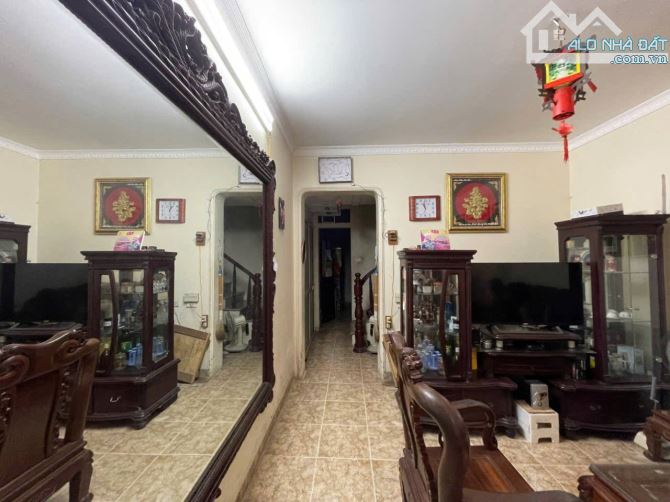 BÁN NHÀ MẶT PHỐ DOÃN KẾ THIỆN – 2 MẶT THOÁNG, SỔ ĐỎ CHÍNH CHỦ - 2