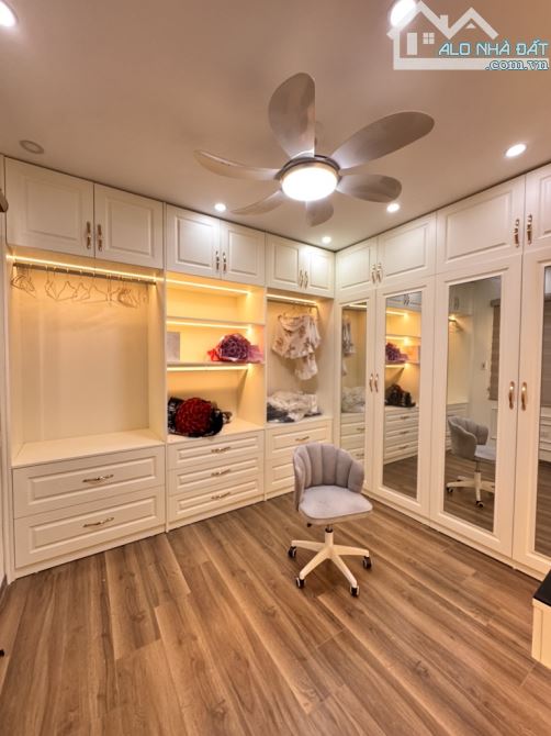 SIÊU PHẨM #XUÂN_PHƯƠNG - #PHƯƠNG_CANH, GARA Ô TÔ, FULL NỘI THẤT LUXUARY, 38M2*5T - 2