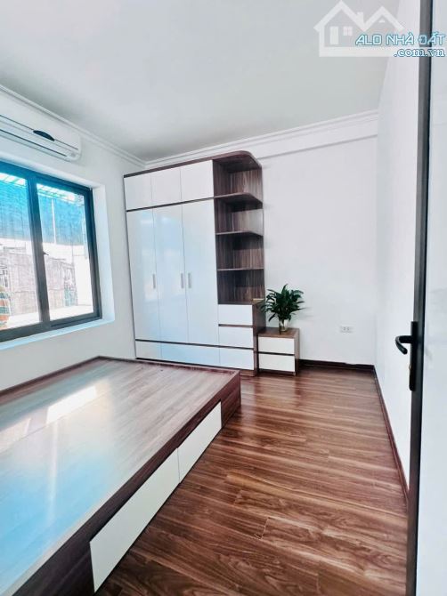 BÁN TT THANH XUÂN BẮC,ÔTÔ ĐỖ CHÂN CẦU THANG,NHÀ ĐẸP FULL NT Ở NGAY,72M,2PN,2WC,GIÁ 2,59 TỶ - 2