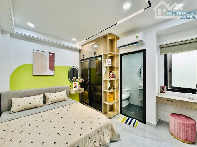Nhà 4 Tầng , 80m2, 4 Phòng Ngủ, Sổ Đẹp, Gần Đường Lê Văn Sỹ - Huỳnh Văn Bánh - 2
