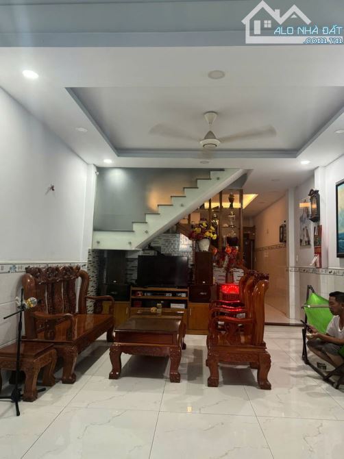 🏡 NHÀ NỞ HẬU – HẺM 6M THÔNG –  BÌNH TÂN - GIÁ CHỈ 4.68 TỶ - 2