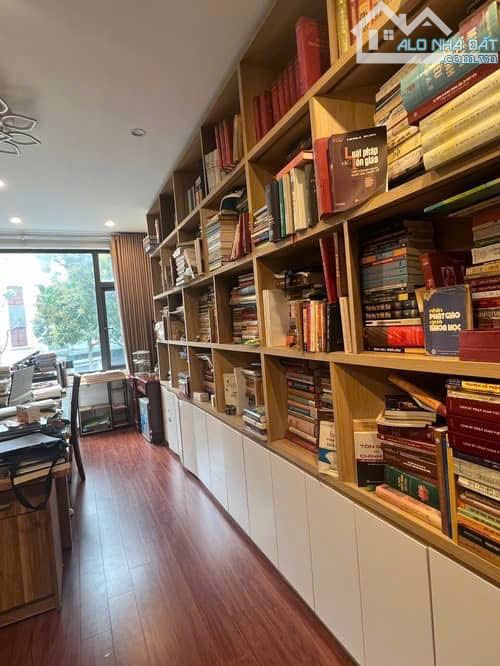 HIẾM - NHÀ LIỀN KỀ TRUNG KÍNH CẦU GIẤY 45M² x 5 TẦNG 14 TỶ - 2