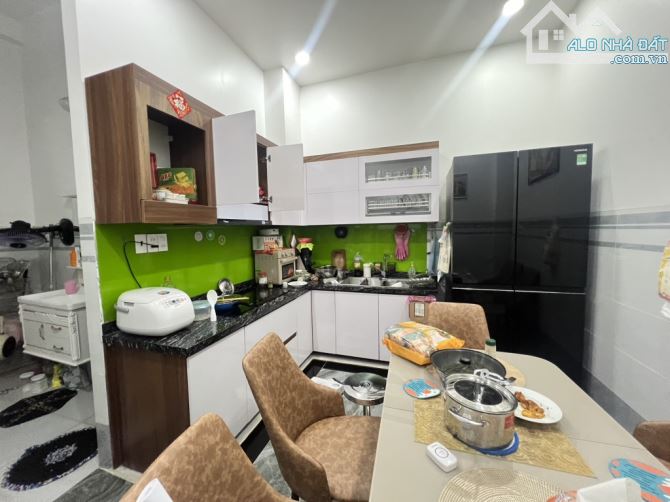Nhà 2 tầng 88m2,tặng nội thất xin. Hẻm xe tải, Lê Văn Việt Q9 - 2