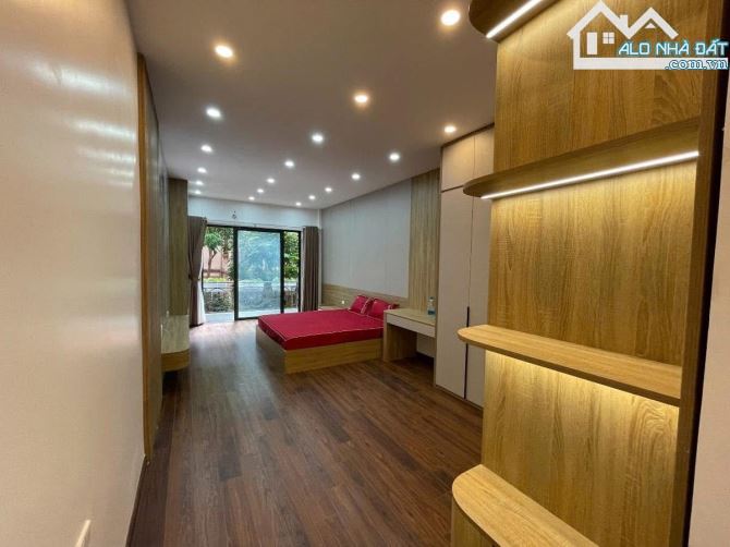 Cực hiếm - Bán nhà  Vạn Bảo, Ba Đình - Nhà phân lô - ngõ ô tô đỗ cửa - 42m x 5T, 16.6 tỷ - 2