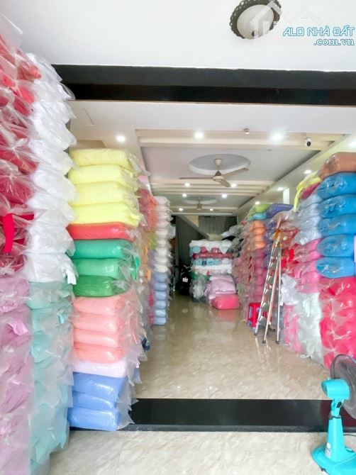 MẶT TIỀN 4 TẦNG PHÚ THỌ HOÀ - KINH DOANH CỰC ĐỈNH - NGANG 5M - 88m² - NGỘP BANK CHỈ 17 TỶ - 2