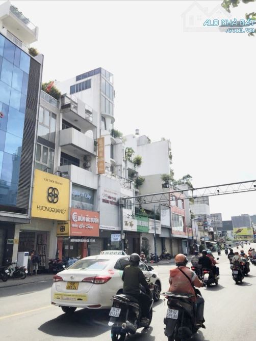 Nhà ngộp ngân hàng MT Hai Bà Trưng Quận 3 - 4,5x19m - 5 tầng - HĐT 90 triệu - 28 tỷ - 2