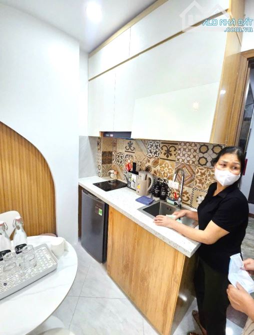 HIẾM !!! BÁN NHÀ THÁI HÀ DÒNG TIỀN 1 TỶ/NĂM - 90M2 - 9 TẦNG THANG MÁY - 7M MẶT TIỀN - VIP - 2