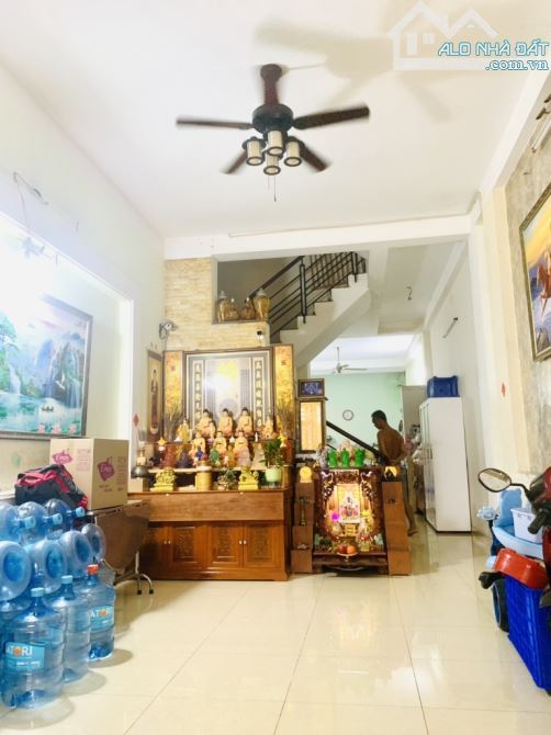 BÁN NHÀ LÊ VĂN QUỚI 84m2 4 TẦNG 5PN GIÁ 8,x TỶ - 2