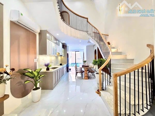 Villa 4 tầng ,hồ bơi -Ngay An Thượng -Biển Mỹ Khê- Giá chỉ 11,x tỷ - 2