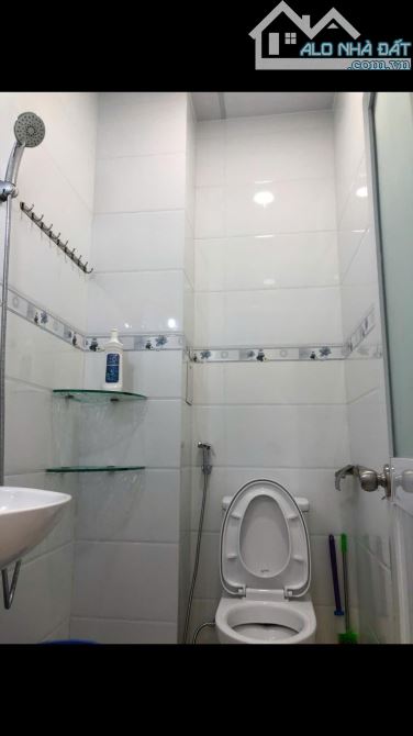 Nhà Nguyễn Trãi, P.7, Quận 5 – 3 tầng – Dòng tiền 13tr/tháng – HXH vài bước – DT 35.2m² - 2