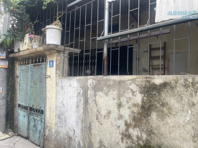 BÁN NHÀ C4 TỨ HIỆP NGAY ỦY BAN HUYỆN. GIÁ 5,9 TỶ. 40 M. MUA NHANH - 2