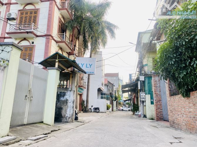 NHÀ ĐẸP 2 TẦNG CÁC QUẢNG TRƯỜNG 100M giá rẻ - 2