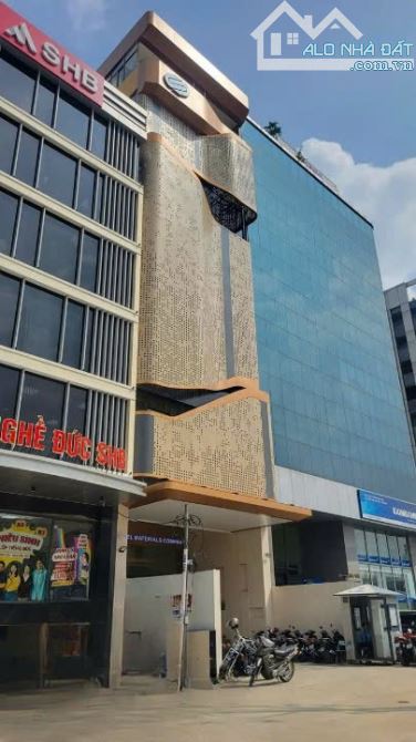 💥 BULIDUNG MẶT TIỀN HÀNG HIẾM ĐỐI DIỆN LANDMARK 81 - 10 TẦNG THANG MÁY - CN 330M2 - 99 TỶ - 2