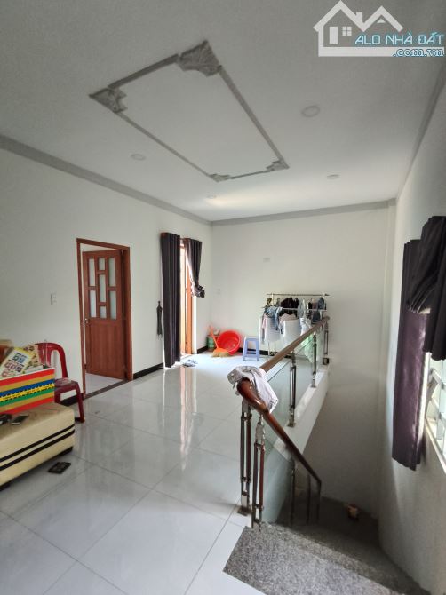 Bán nhà sổ riêng thổ cư gần chợ Thanh Hóa - 2