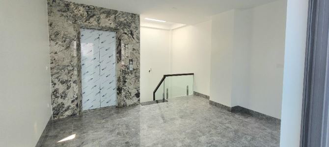Bán nhà ngọc trì , thạch bàn , long biên 50m2 xây 7 tầng , thang máy gara ôtô - 2