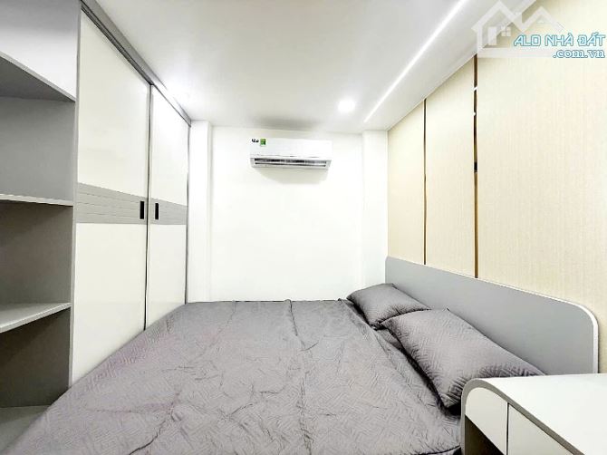 Nhà đẹp 2 lầu 1 sân thượng hẻm Nguyễn Văn Đậu, Bình Thạnh - 2
