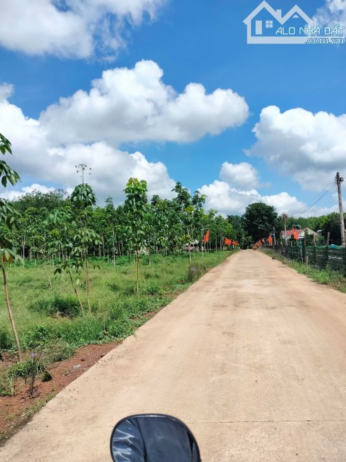 GIÁ TỐT DIỆN TÍCH KHỦNG NẰM TRUNG TÂM CÁCH UBND 700M - 2