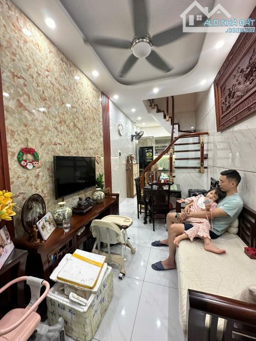 Chính Chủ Bán Nhà Tân Mai, Phân Lô, Vỉa Hè 2 Bên, Ô Tô Tránh, Giá 7,2 tỷ (Thương Lượng) - 2