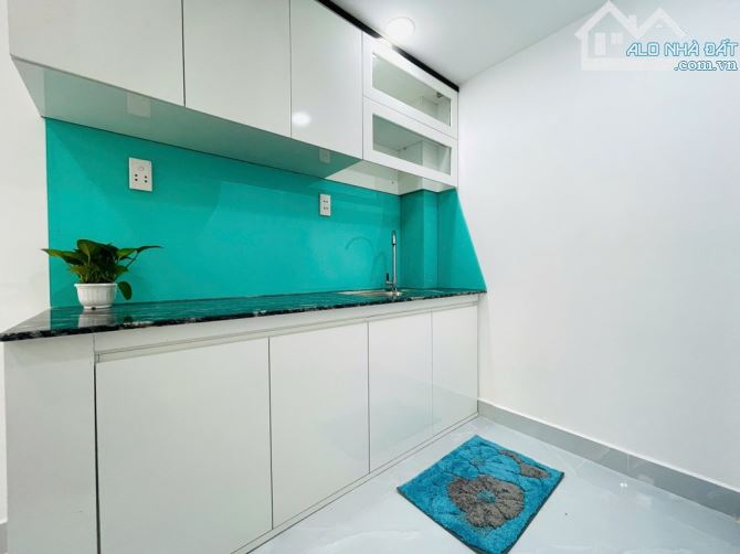 Bán nhà ĐẸP Phan Tây Hồ PN, 3 tầng, kiên cố, Full nội thất xịn sò, nhỉnh 2 tỷ - 2