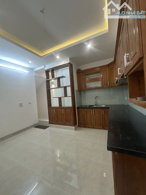 BÁN NHÀ Đại Từ 6 tầng thang máy, dt 51m2, mt 3.7m, 12.3 tỷ - 2