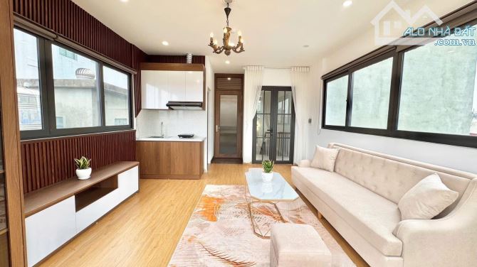BÁN NHÀ Vũ Ngọc Phan 7 tầng xây mới thang máy, dt 79m2, mt 4.6m, 17.9 tỷ - 2