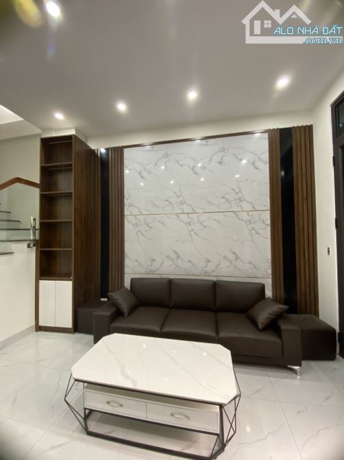 BÁN NHÀ NGÔ QUYỀN-HÀ ĐÔNG OTO ĐỖ CỬA, 40m2 4TẦNG 9,65 tỷ - 2