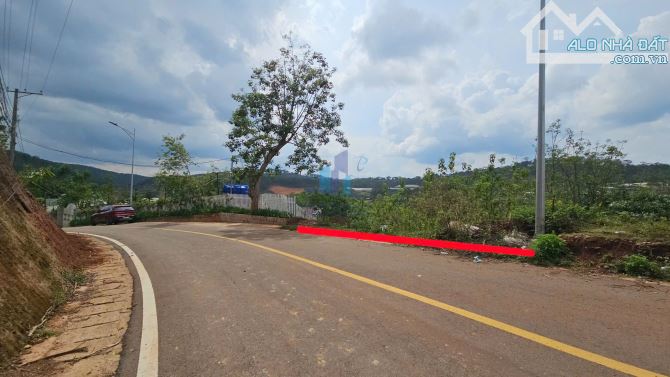 Bán Đất hẻm xe hơi đường Măng Lin, Phường 7, Đà Lạt 557,77mv - 2