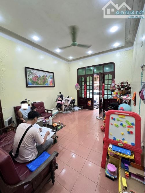 Bán Nhà Mặt Phố Quận Hoàn Kiếm 40m6T MT4m Vỉa Hè 6m 1 SỔ 1 CHỦ 43 Tỷ Lý Đạo Thành. - 2